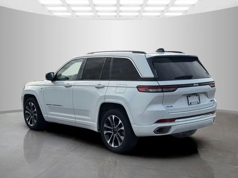 Certified 2023 Jeep Grand Cherokee Overland image 5