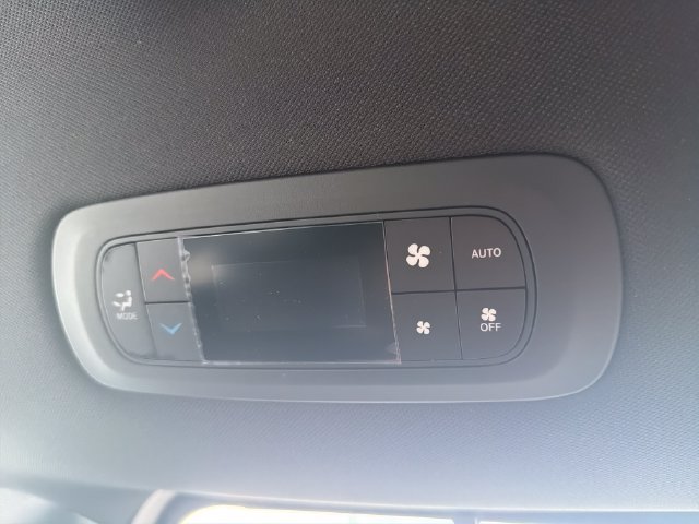 New 2027 Chrysler Pacifica Select FWD image 34