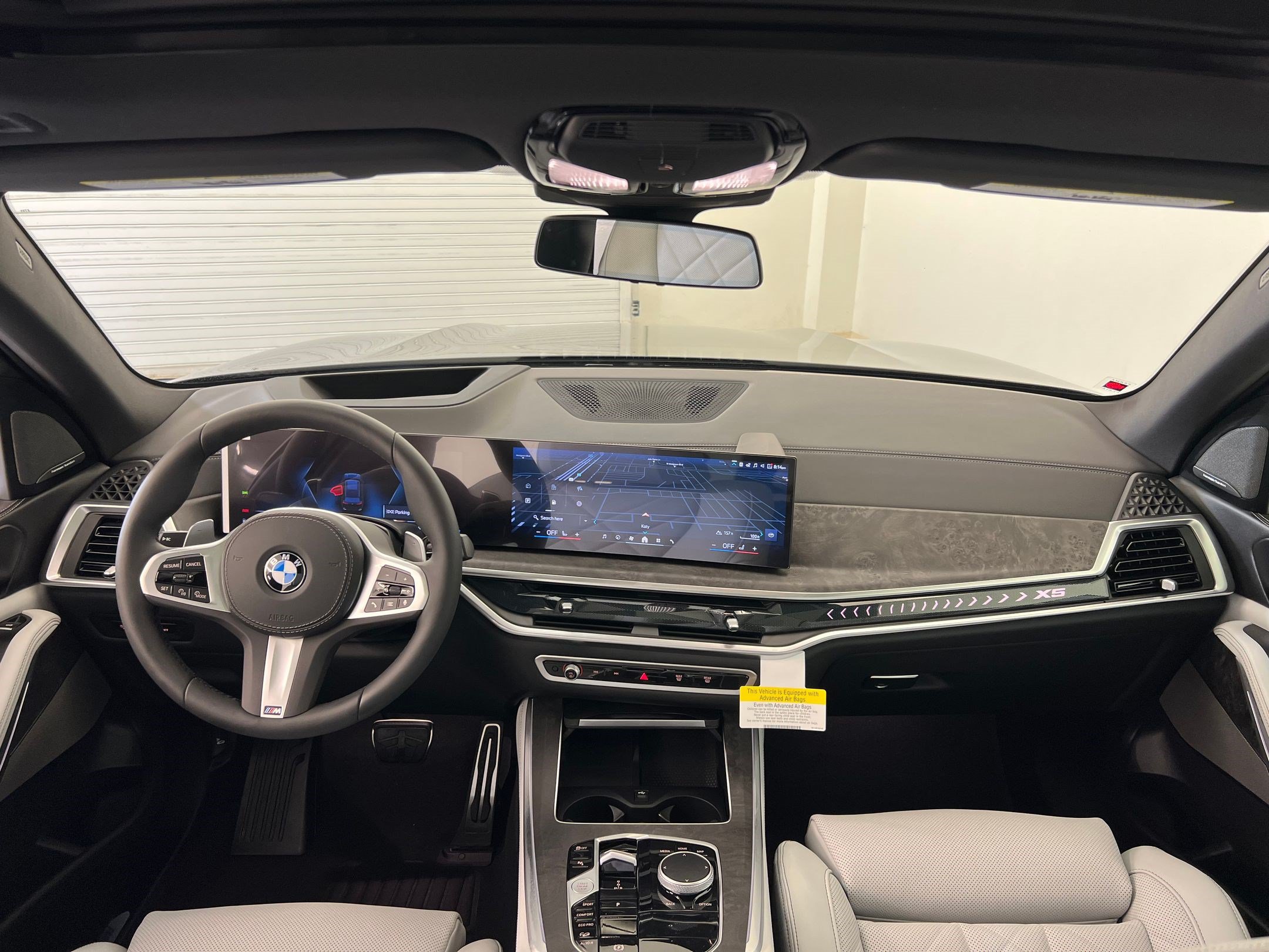 Used 2026 BMW X5 xDrive40i w/ M Sport Package AWD/4WD image 16