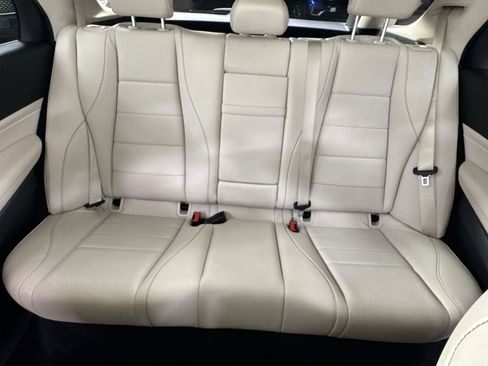Used 2021 Mercedes-Benz GLE 350 4MATIC image 15