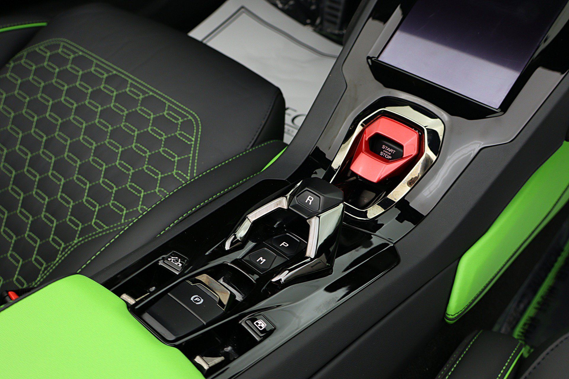 Used 2023 Lamborghini Huracan EVO RWD image 37