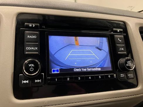 Used 2018 Honda HR-V LX image 27