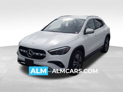 Used 2025 Mercedes-Benz GLA 250 4MATIC image 1