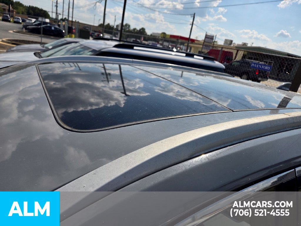 Used 2023 Nissan Rogue SL w/ SL Premium Package FWD image 5