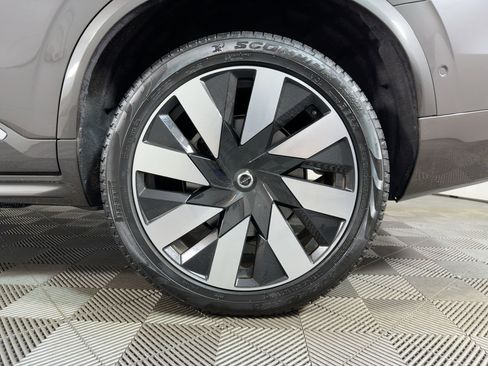 Used 2023 Volvo XC90 T8 Ultimate image 10