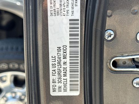 Used 2024 RAM 2500 Laramie w/ Safety Group AWD/4WD image 30