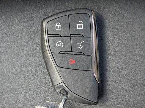 New 2025 GMC Hummer EV 2X image 32