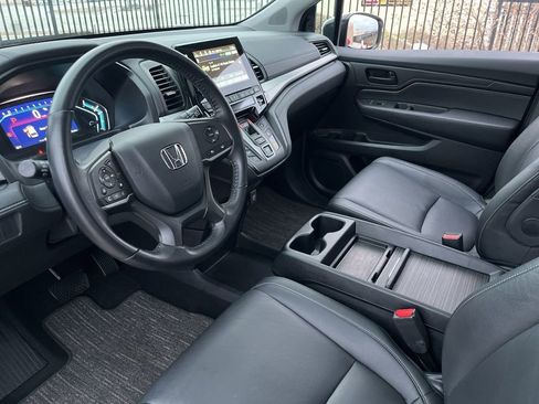 Used 2024 Honda Odyssey EX-L image 18