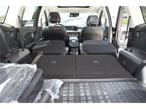 New 2026 Hyundai Ioniq 9 Limited image 33