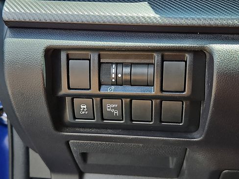 Used 2018 Subaru Impreza 2.0i Sport AWD/4WD image 25