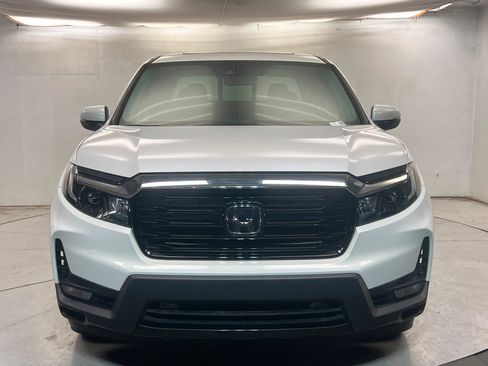 Used 2023 Honda Ridgeline RTL-E image 9