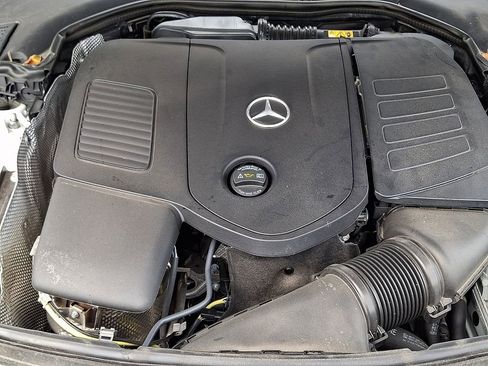 Used 2024 Mercedes-Benz C 300 4MATIC Sedan image 28