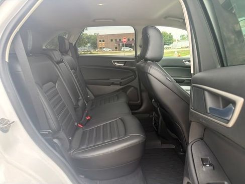 Used 2024 Ford Edge SEL w/ Convenience Package AWD/4WD image 12
