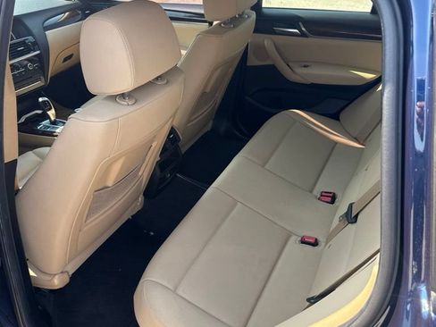 Used 2017 BMW X3 sDrive28i RWD image 9