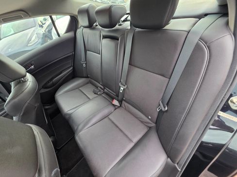 Used 2013 Acura ILX w/ Premium Package FWD image 16