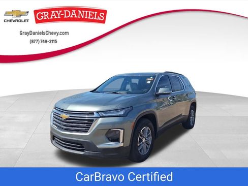 Certified 2022 Chevrolet Traverse LT image 1