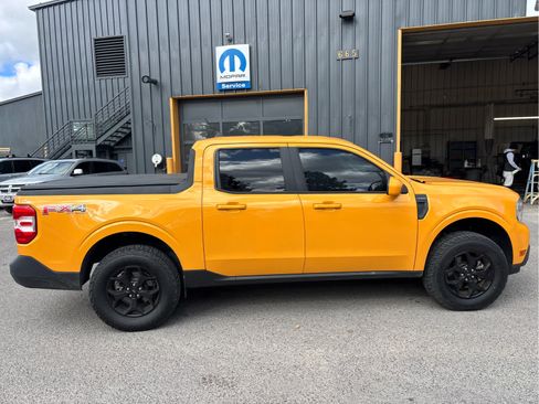 Used 2022 Ford Maverick Lariat w/ Lariat Luxury Package image 9