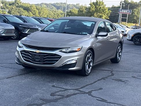 Used 2023 Chevrolet Malibu LT FWD image 12
