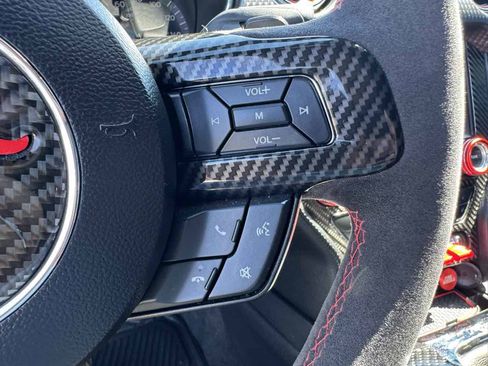 Used 2017 Ford Mustang GT Premium RWD image 27