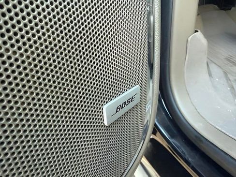 Used 2020 Chevrolet Suburban Premier image 15