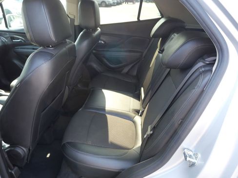 Used 2019 Buick Encore Preferred image 32