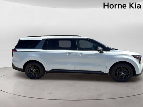 New 2026 Kia Carnival SX Prestige FWD image 3