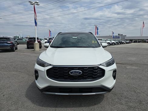 New 2025 Ford Escape ST-Line Select w/ Tech Pack #1 AWD/4WD image 11