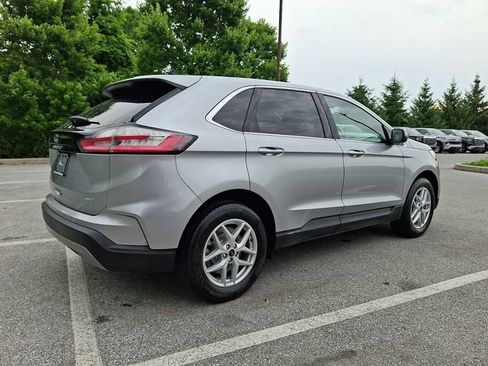 Used 2024 Ford Edge SEL AWD/4WD image 6