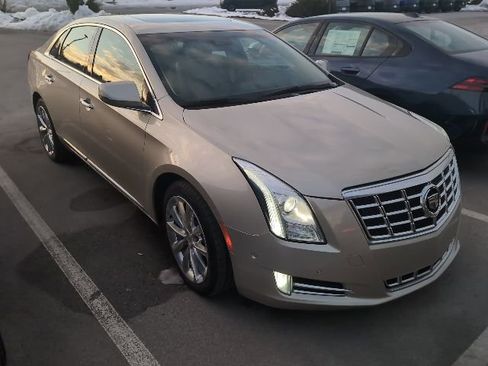Used 2014 Cadillac XTS Luxury w/ Driver Awareness Package image 1