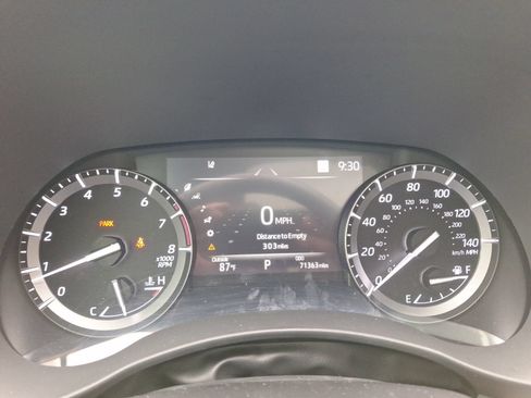 Used 2021 Toyota Highlander Platinum FWD image 19