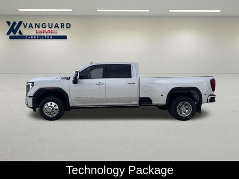 Used 2024 GMC Sierra 3500 Denali w/ Denali Reserve Package image 2
