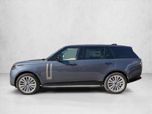 New 2026 Land Rover Range Rover Long Wheelbase SE image 5