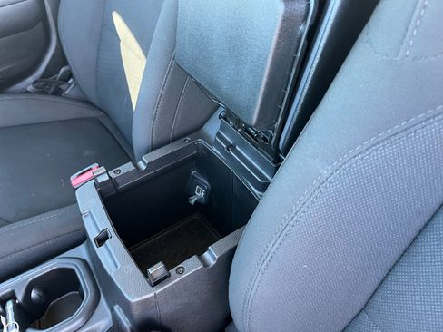 Certified 2023 Jeep Gladiator Sport w/ Trailer Tow Package image 15