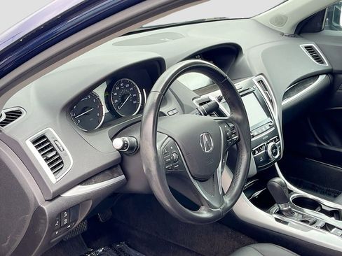 Used 2020 Acura TLX w/ Technology Package FWD image 9