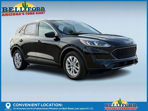Used 2022 Ford Escape SE image 4
