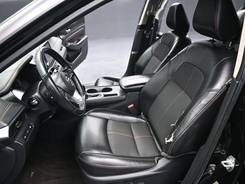 Used 2019 Nissan Altima 2.5 SR w/ SR Premium Package FWD image 9