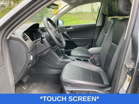 Used 2020 Volkswagen Tiguan SEL AWD/4WD image 9