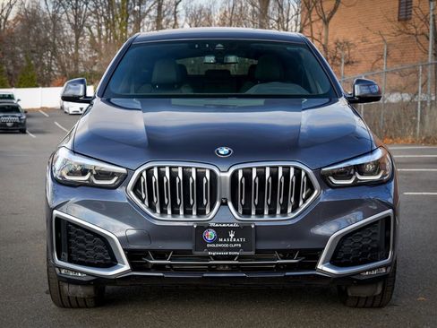 Used 2021 BMW X6 xDrive40i w/ Convenience Package image 3