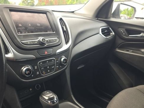 Used 2020 Chevrolet Equinox LT FWD image 25