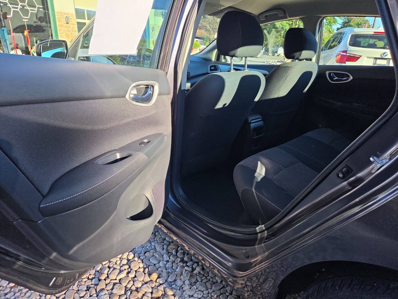 Used 2015 Nissan Sentra SV FWD image 15