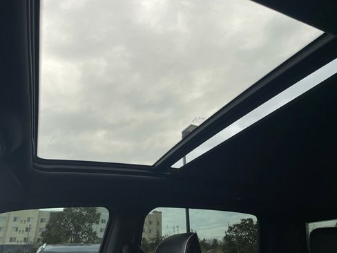 Used 2023 RAM 1500 Laramie image 13