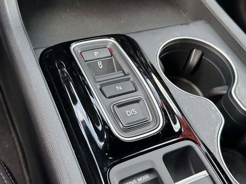 Used 2023 Honda Pilot Sport image 31