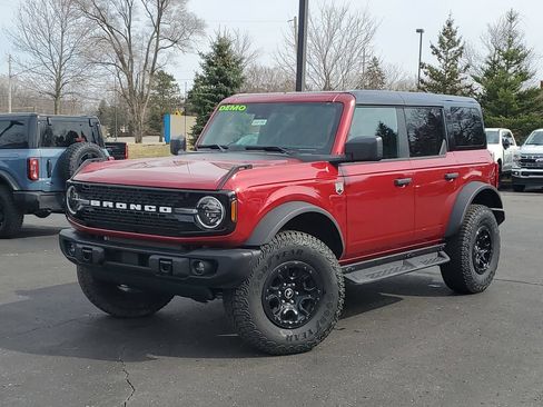 New 2026 Ford Bronco Big Bend w/ Black Diamond Package AWD/4WD image 1