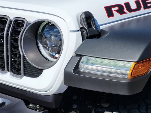 New 2025 Jeep Wrangler Unlimited Rubicon image 5