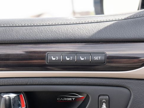 Used 2014 Lexus LS 460 AWD w/ Comfort Package image 45