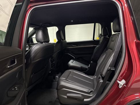 New 2026 Jeep Grand Cherokee L Limited AWD/4WD image 23