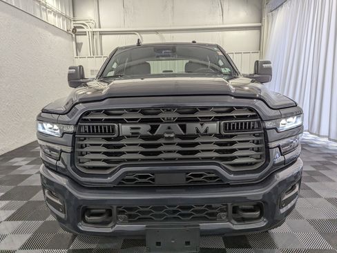 Used 2025 RAM 2500 Big Horn AWD/4WD image 4