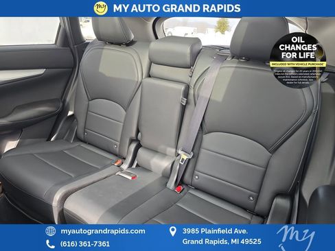 Used 2019 INFINITI QX50 Luxe w/ Navigation Package image 28