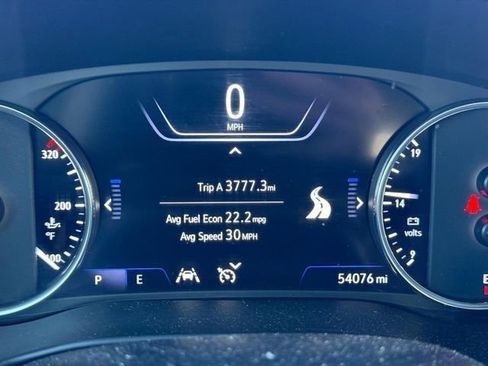 Used 2024 Buick Enclave Premium AWD/4WD image 27