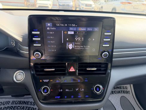 Used 2022 Hyundai Ioniq Blue image 32